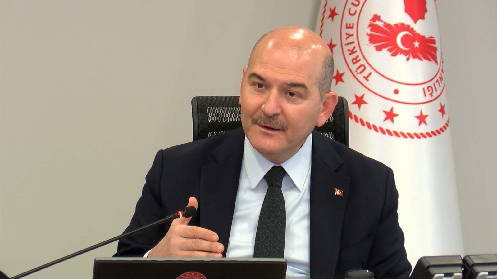 Bakan Soylu: Kadına yönelik şiddetin gerekçesi olamaz - Resim : 1