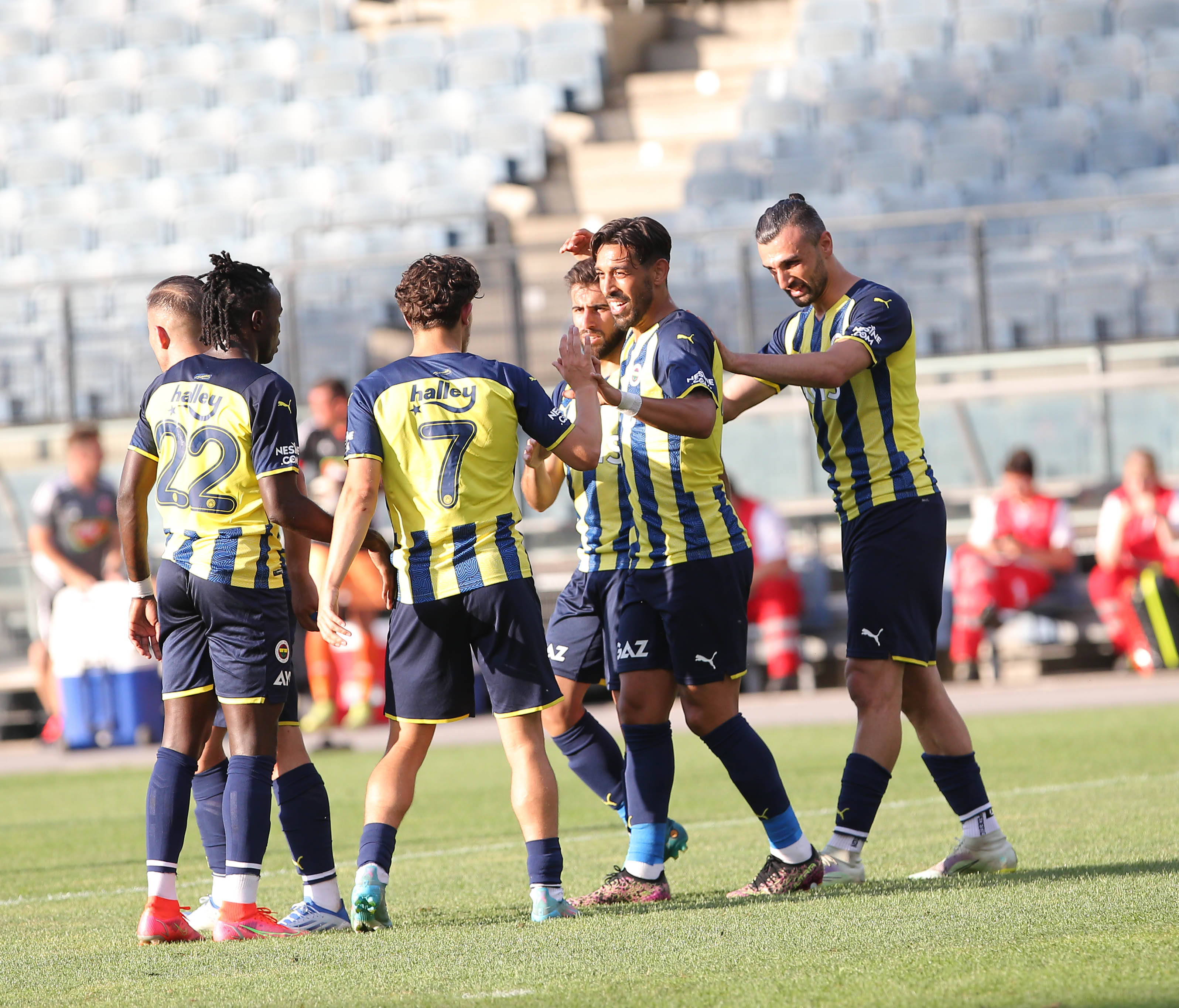 Fenerbahçe hazırlık maçında Mol Fehervar’ı mağlup etti - Resim : 10