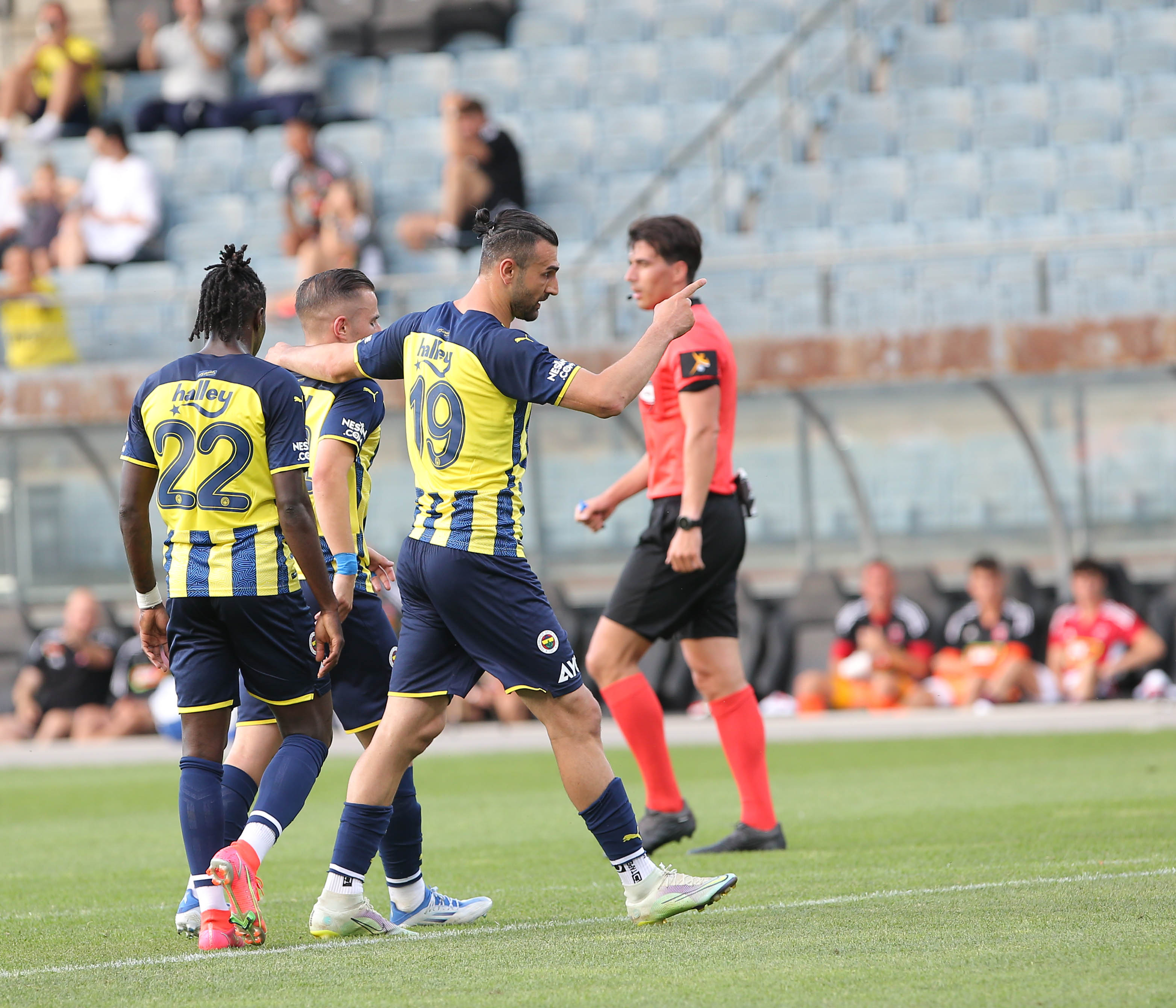 Fenerbahçe hazırlık maçında Mol Fehervar’ı mağlup etti - Resim : 8