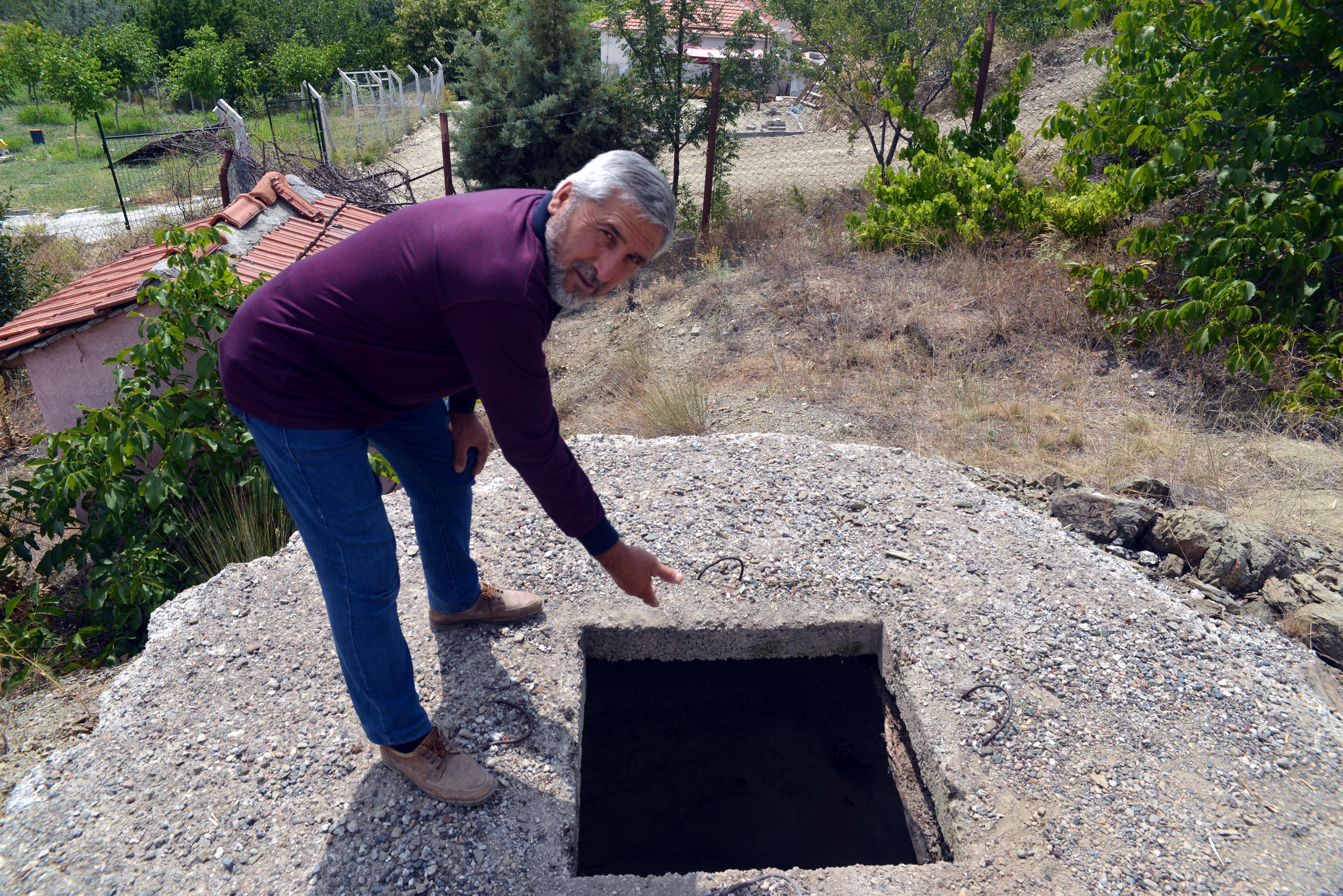 Ankara'da 20 metrelik kuyuya düşen Atlan, yaşam mücadelesi veriyor - Resim : 1
