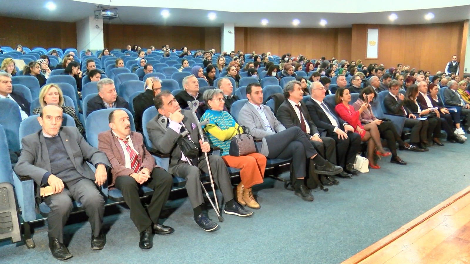 CHP, çocuk politikaları çalıştayı düzenledi - Resim : 1