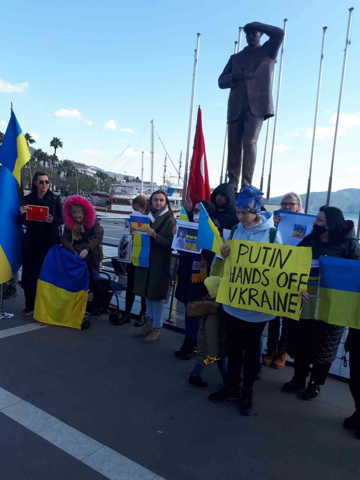 Marmaris’te yaşayan Ukraynalılar barış çağrısı yaptı - Resim : 3