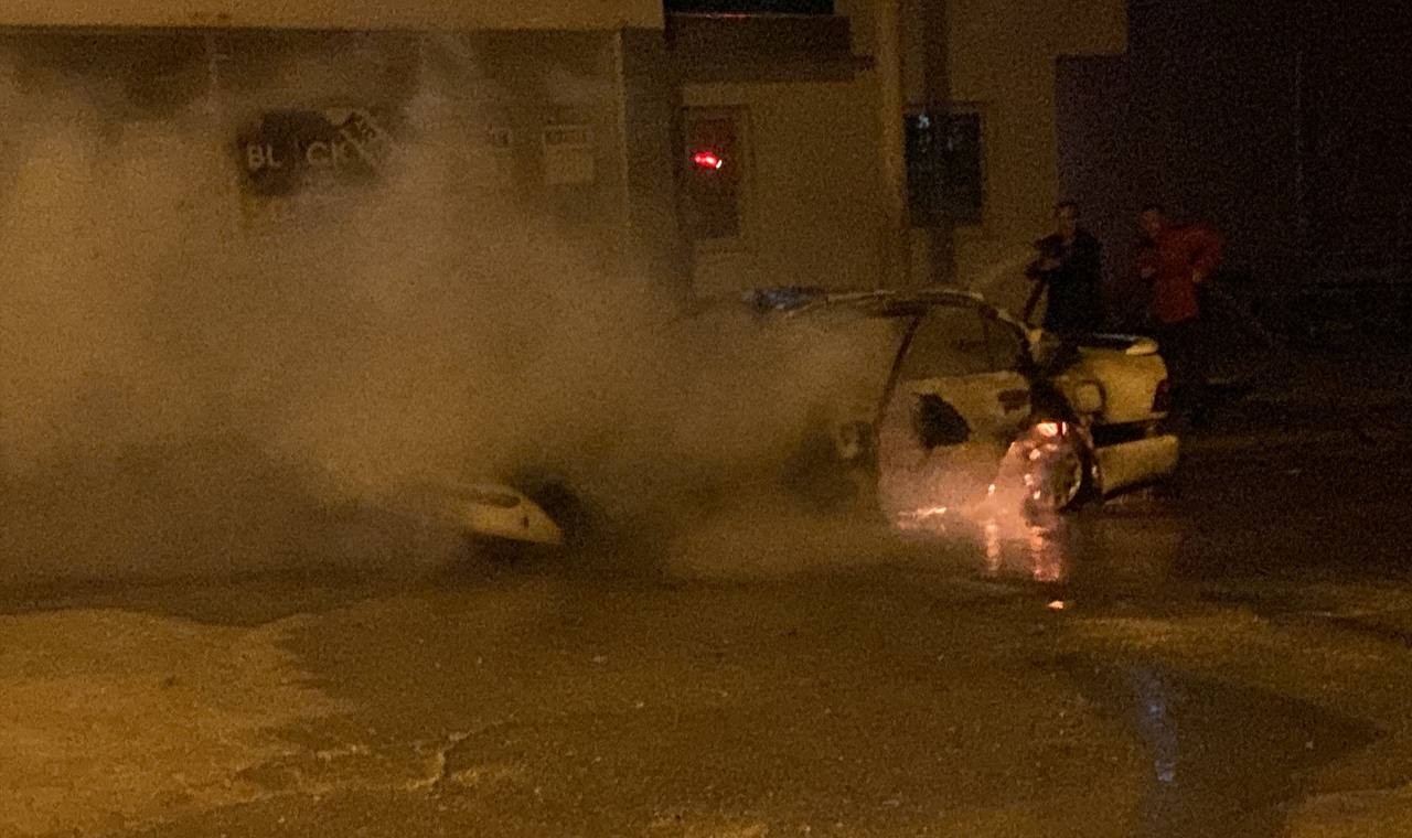 Mersin’de korku dolu anlar: Otomobil alev alev yandı - Resim : 5