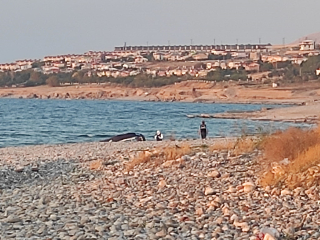 Van'da kaybolduktan 18 gün sonra Van Gölü sahilinde cansız bedeni bulunan üniversite öğrencisi Rojin K.'nin ön otopsi raporuna ulaşıldı. 